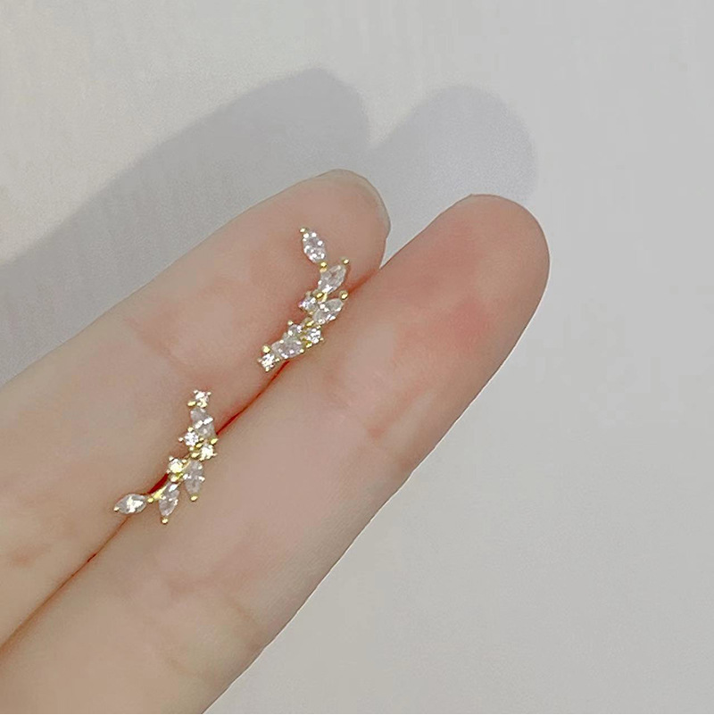 韓国-女性のための絶妙な曲線の光沢のある小麦のイヤリング,ロ - Vintage Fashion Korea のレビューと価格